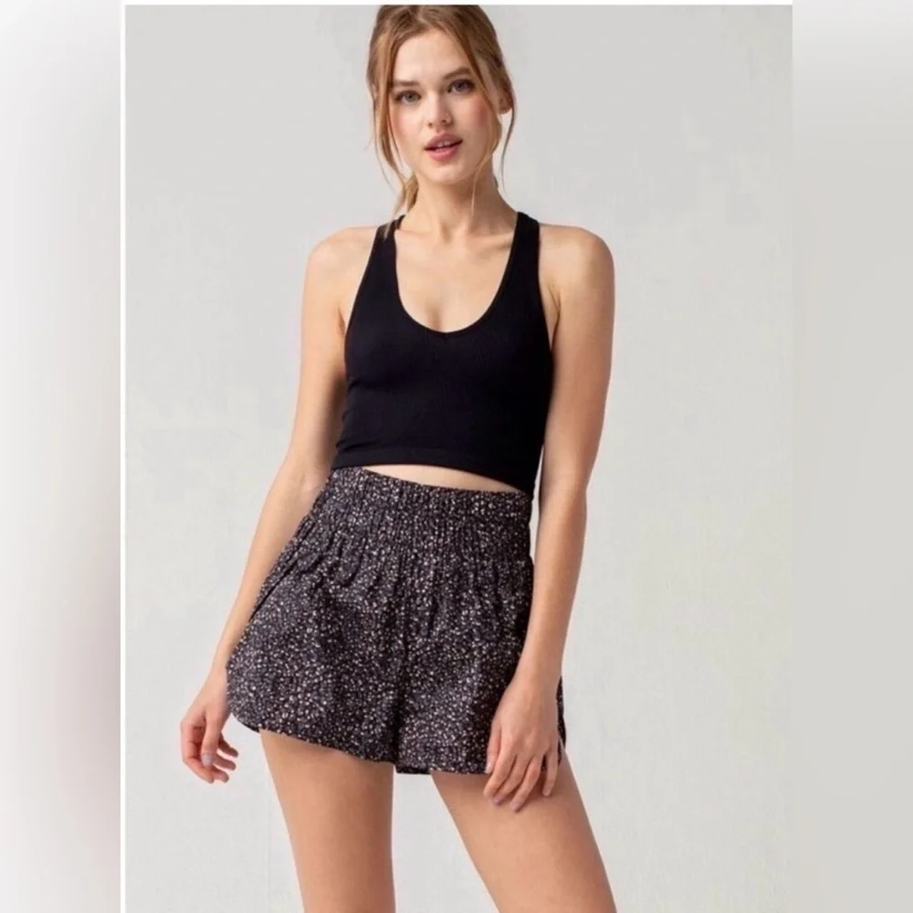 Free People Movement Leopard Print The Way Home Shorts NWT Size Large - Picture 2 of 9